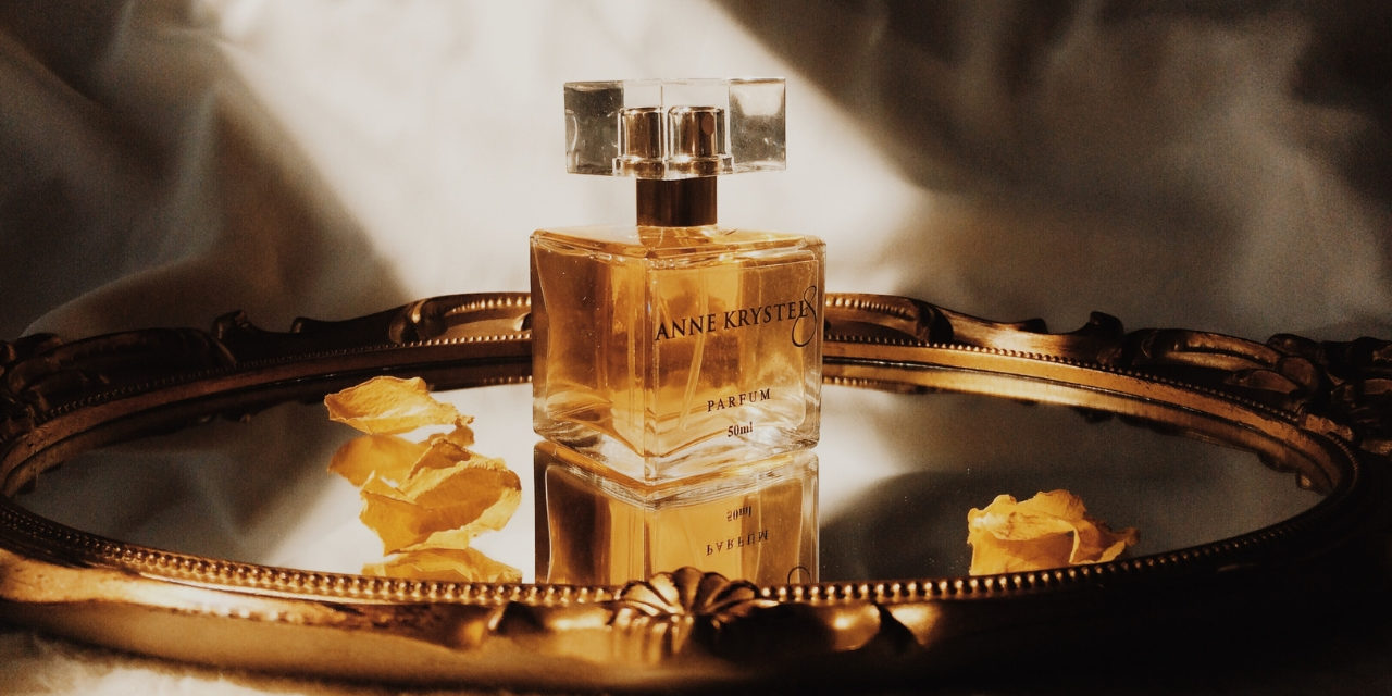 Parfum review van Anne-Krystel8 Extrait de Parfum