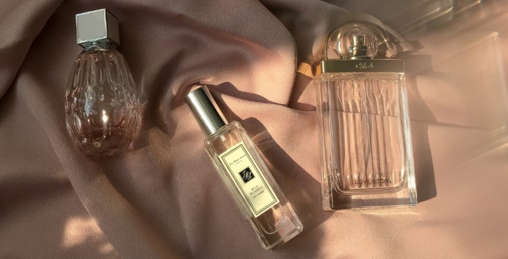 hoe lang blijft parfum goed